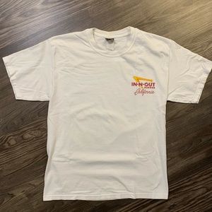 In-N-Out Burger Sz M California Semi-Truck Corvette T-Shirt 2006, White